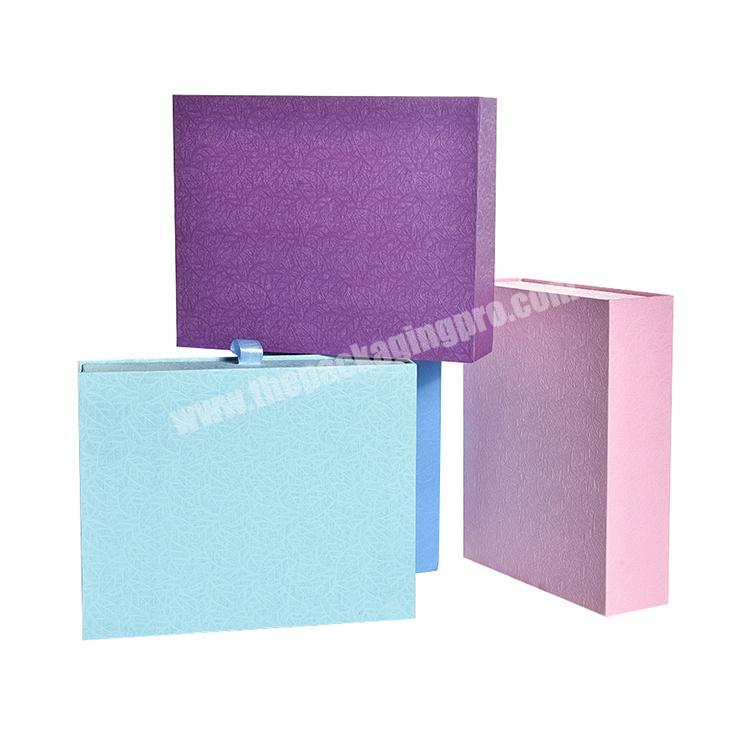 Wholesale Plain Rigid Paper Magic Gift Box with Customized Logo Hot Stamping