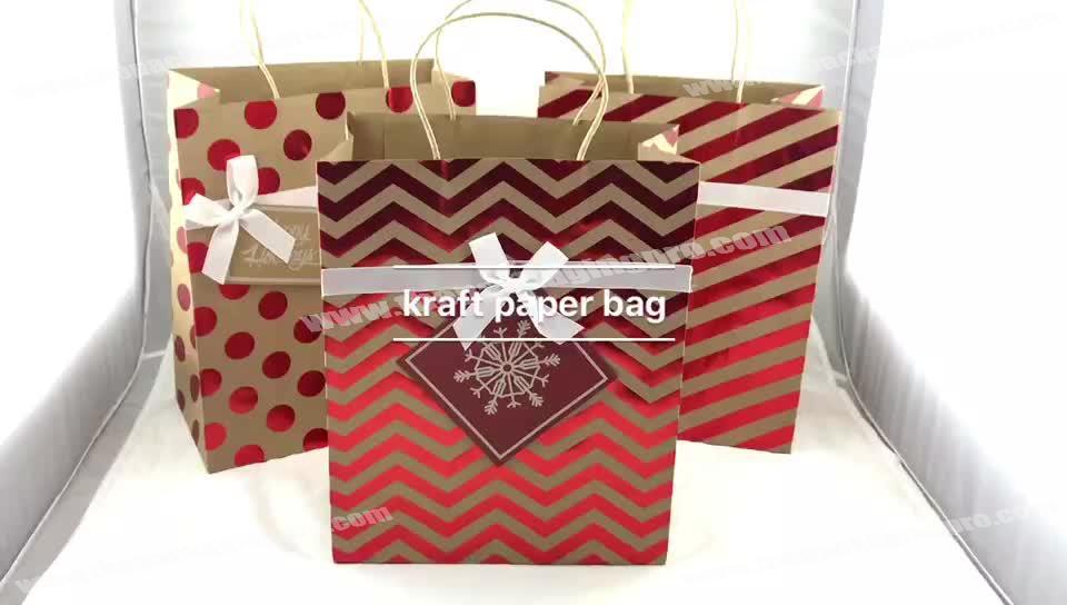 wholesale red hotsamping kraft paper christmas gift bag with paper twist handle