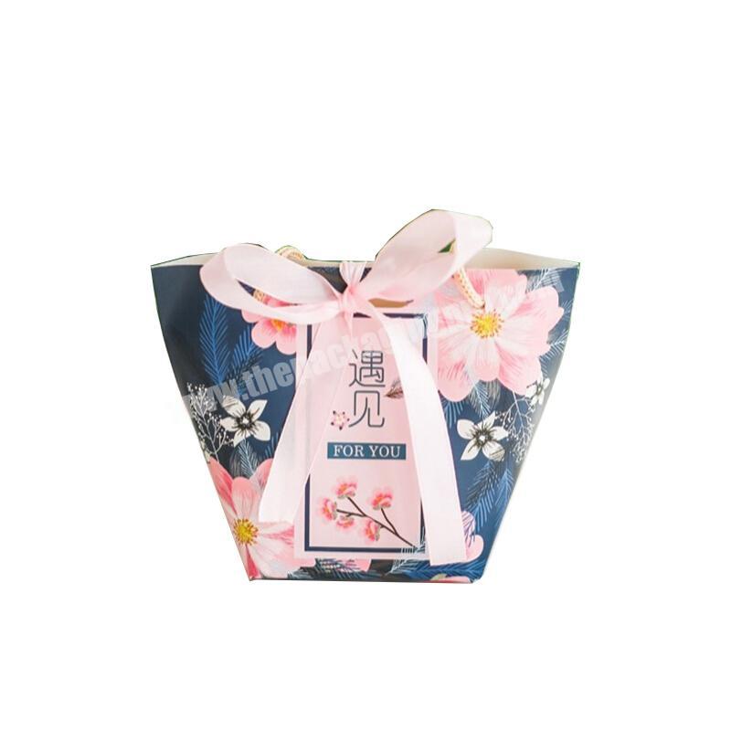 Wholesale Ribbon Custom Design Flowers Printed  Portable Small Wedding Favour Candy Sweet Packaging Box