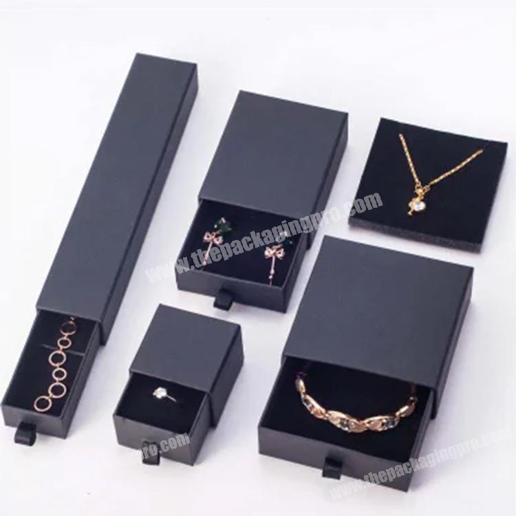 With ribbon Handle luxury gift packaging paper necklace box