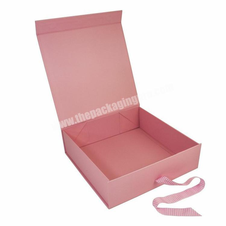 Women Clothing Packaging Pink Gift Box with Customized Logo Printing