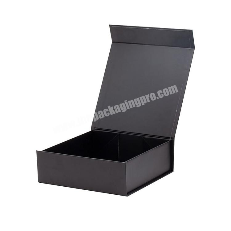 Black and white customizable standard gift packaging magnet paper folding box packaging gift paper boxes