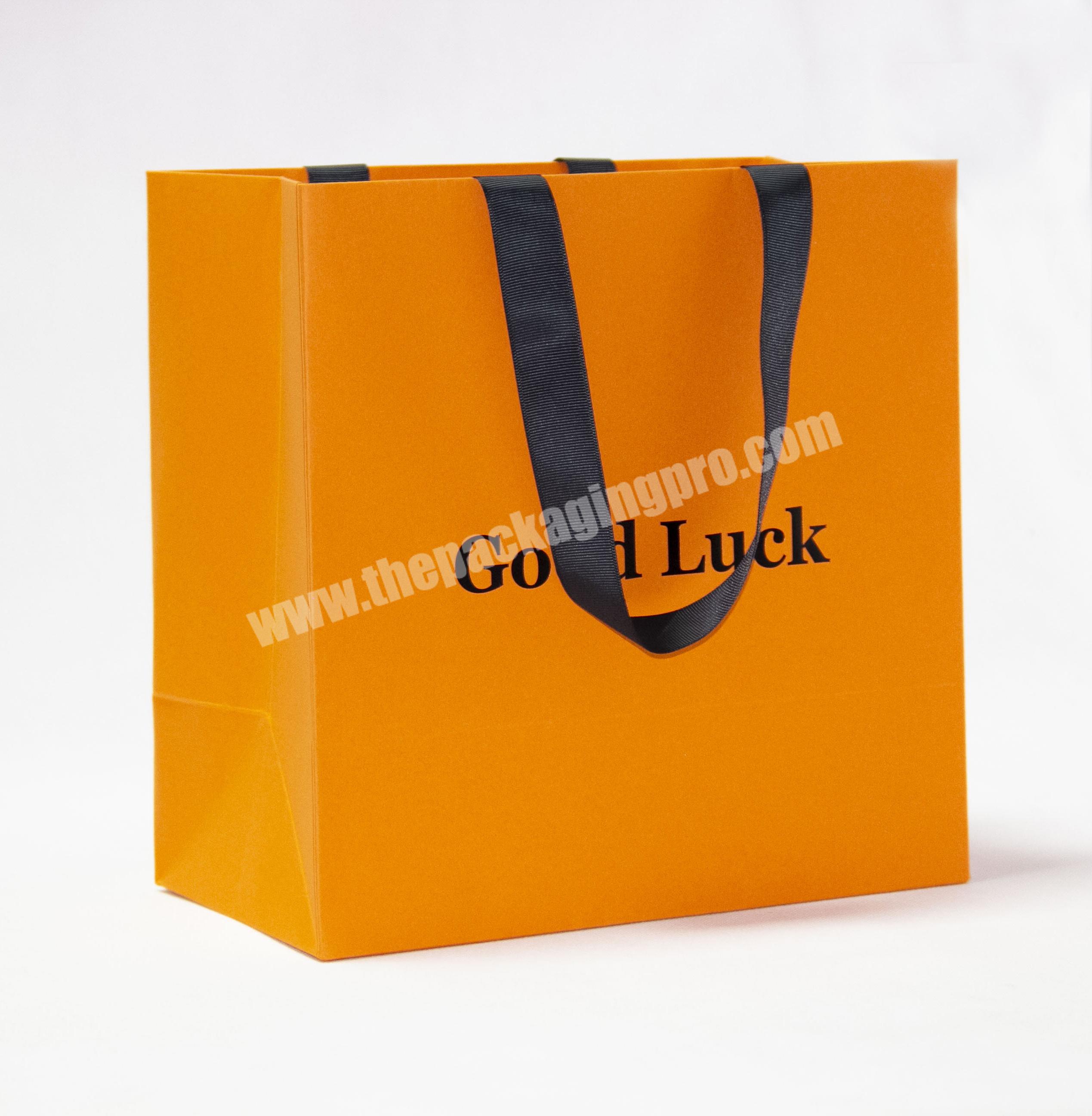 Chinese Wholesale Custom Logo Printing Luxury Fashion Shopping clothing shoes Gift Paper Bags with handle