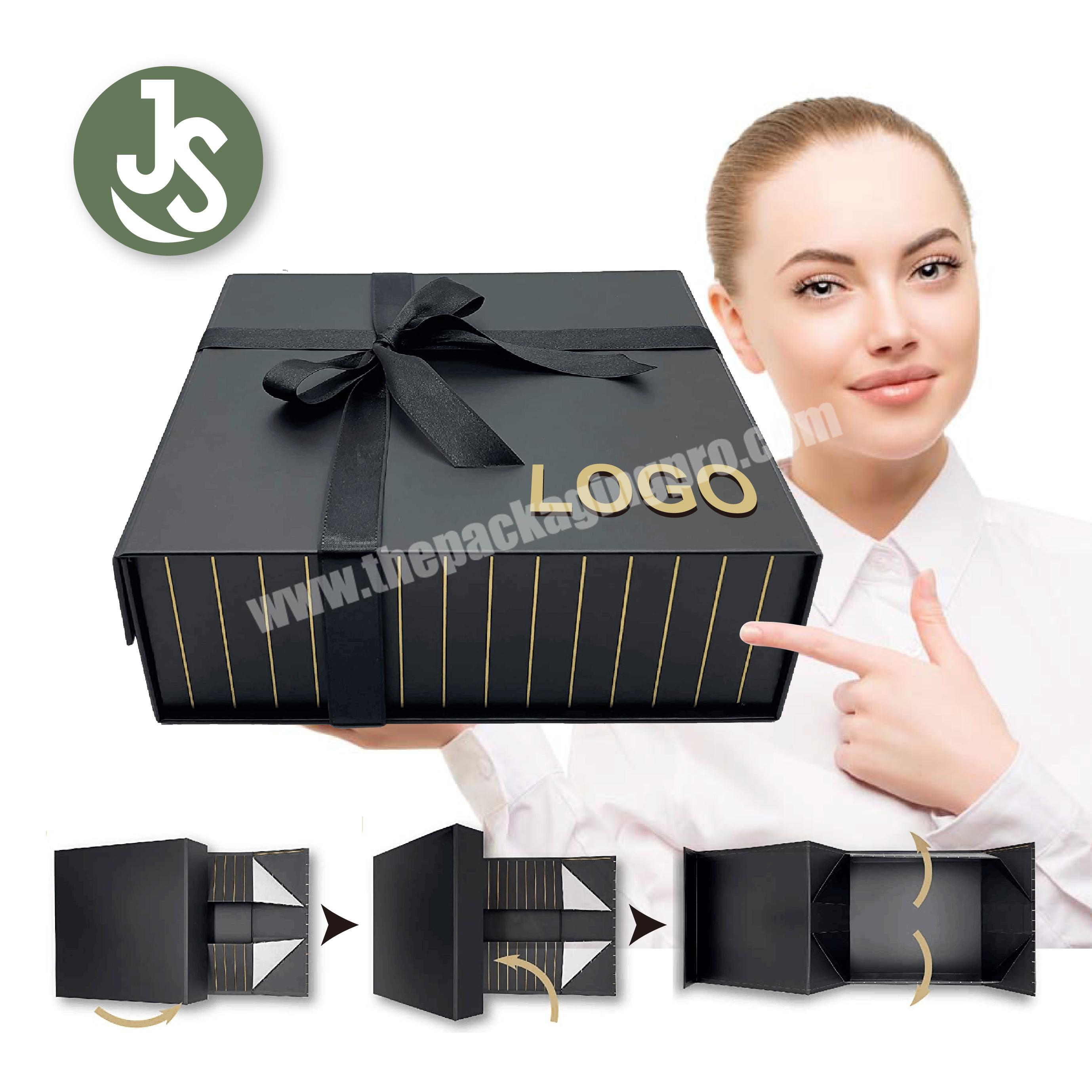 Custom LOGO Black Foldable Magnetic Gift Box Flip Top Gift Boxes Luxury Rigid Cardboard Recyclable Paper Packaging Clothing Box