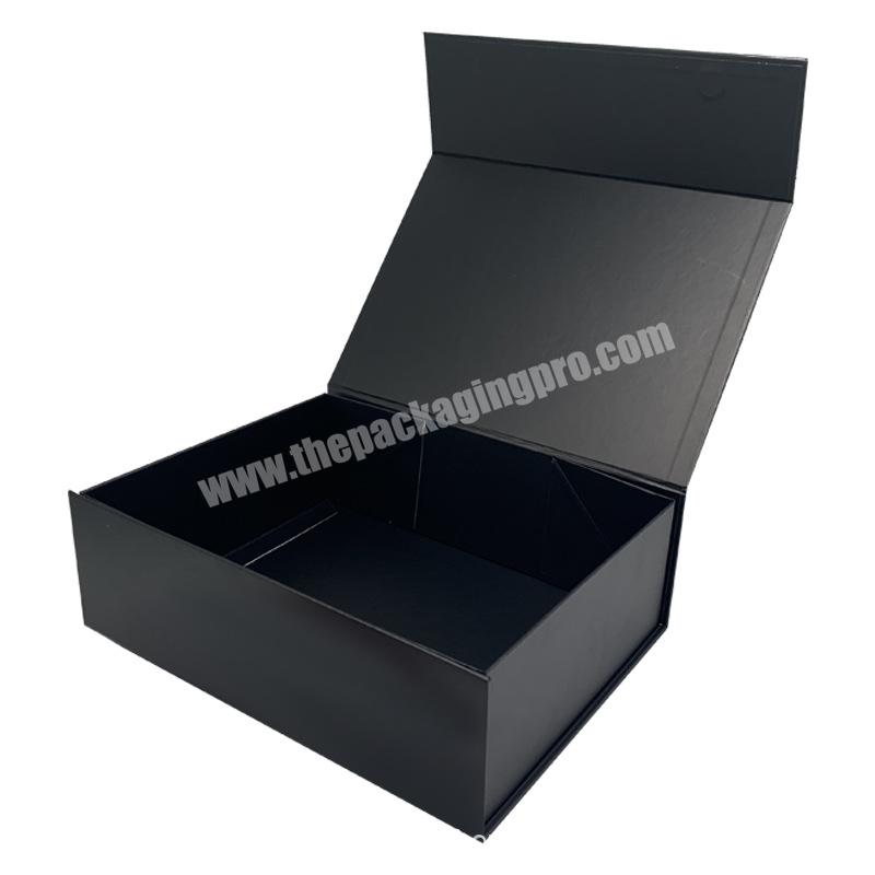 Custom Logo Foldable Recyclable Rigid Cardboard Lapel Pin Packaging Clothing Small Black Luxury Gift Magnetic Box