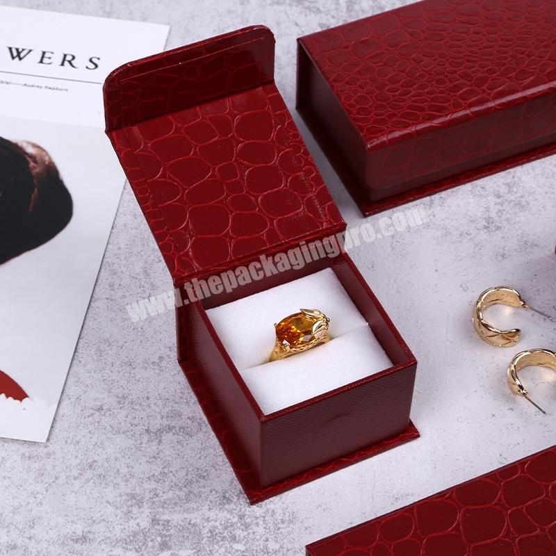Custom logo Luxury Vintage Box Jewelry Storage Small Unique Wedding Necklace Packaging Ring Box