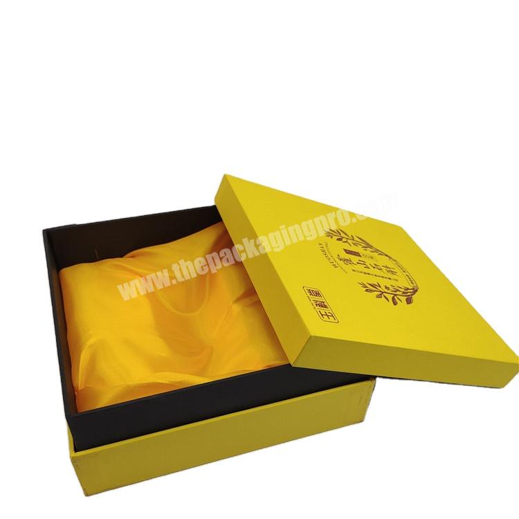 Customize Lid and Base Box Top and Bottom Box Rigid Cardboard Paper Packing Boxes with Inserts