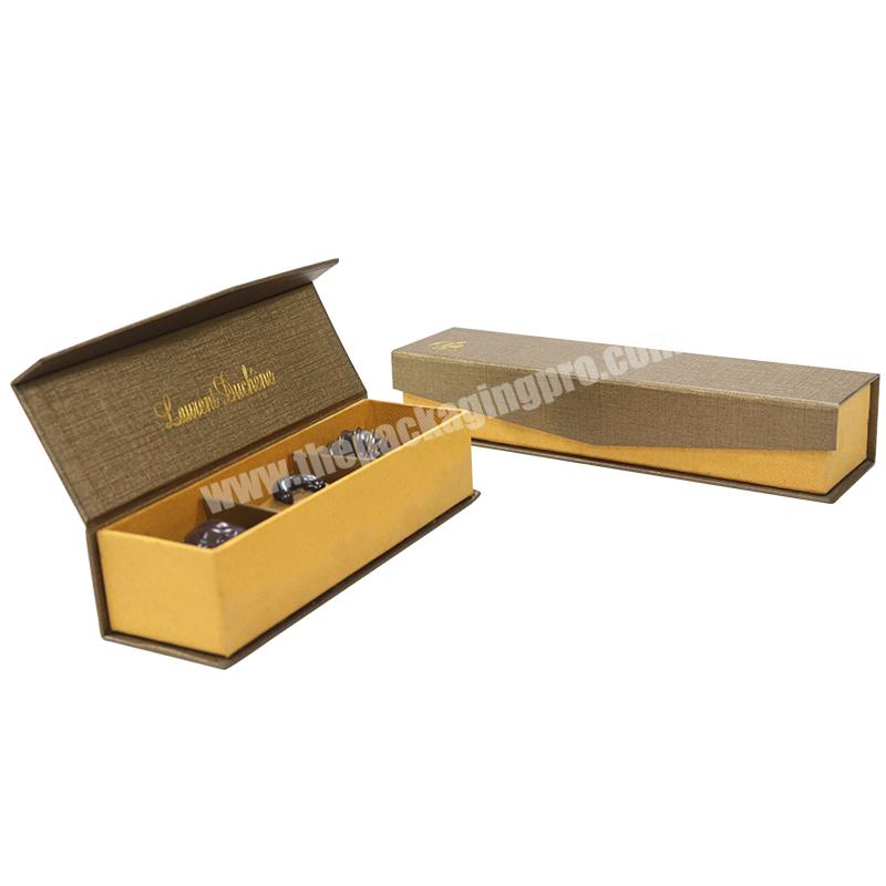 Customize OEM premium paper rigid clamshell caja de bombones compartment chocolate gift box packaging wedding