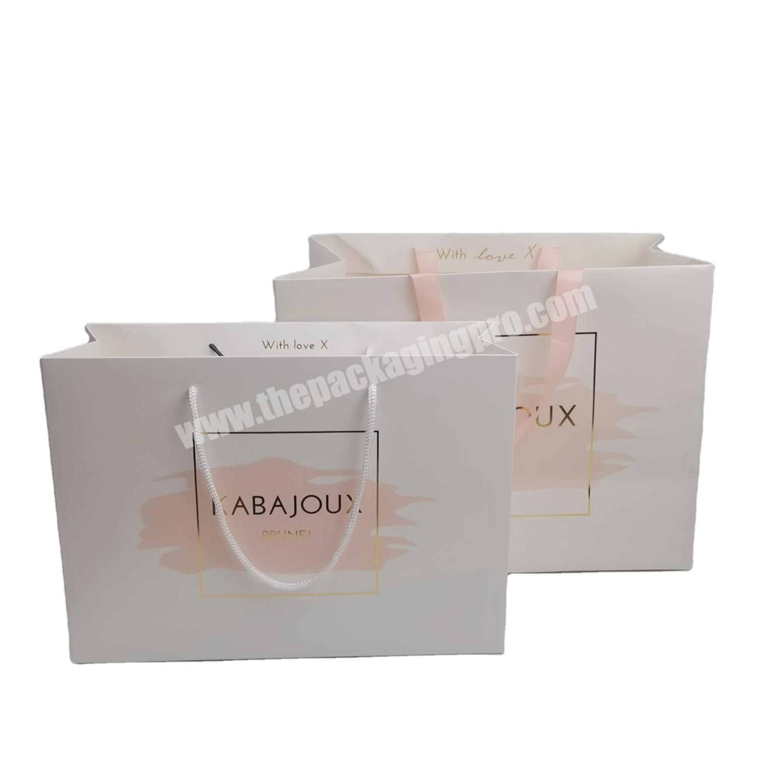 Hot Foiled Logo CMYK Printing White Card Gift Paper Bag With Rope Handle