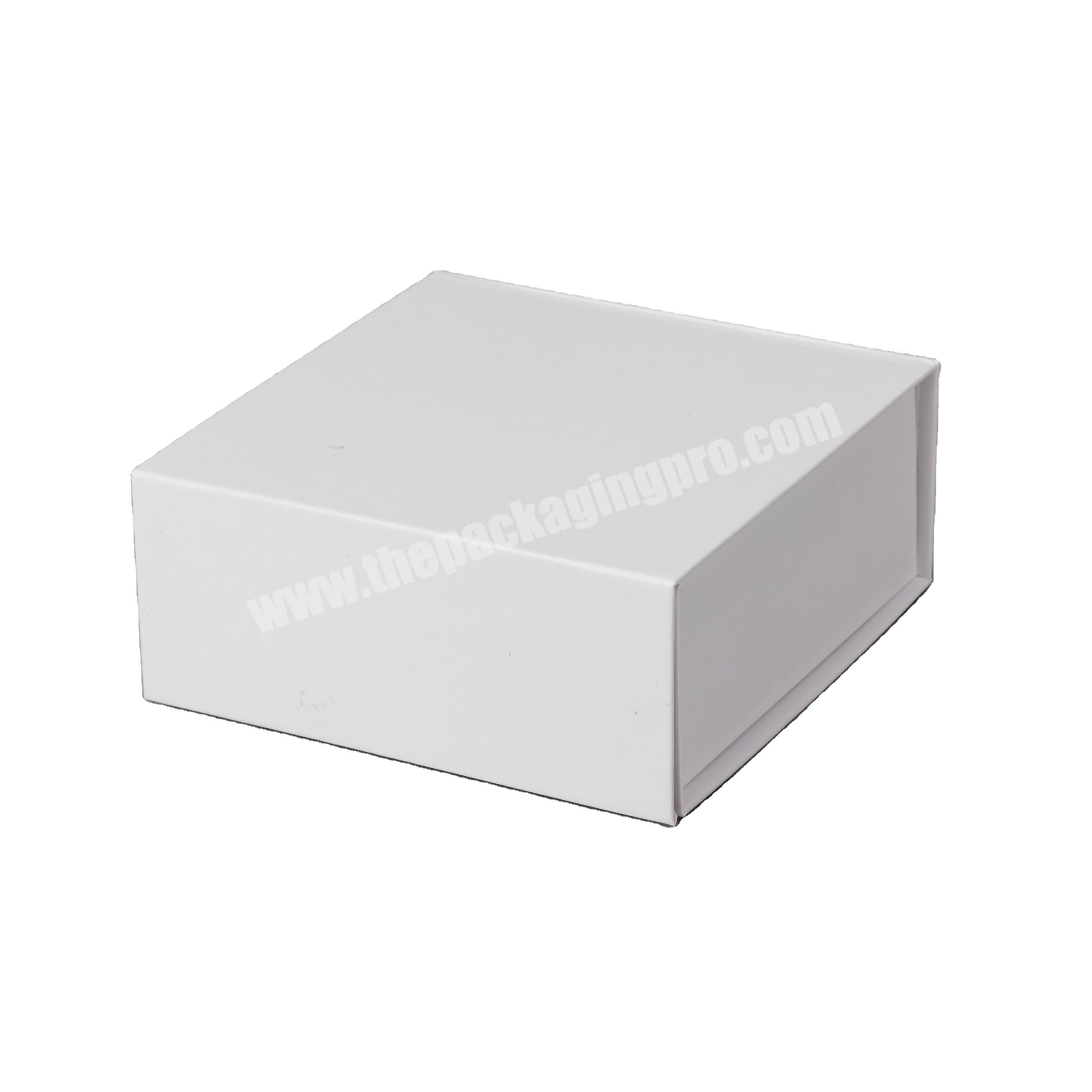 Inmeisen Custom Black White Rigid Paperboard Boxes Magnetic Closure