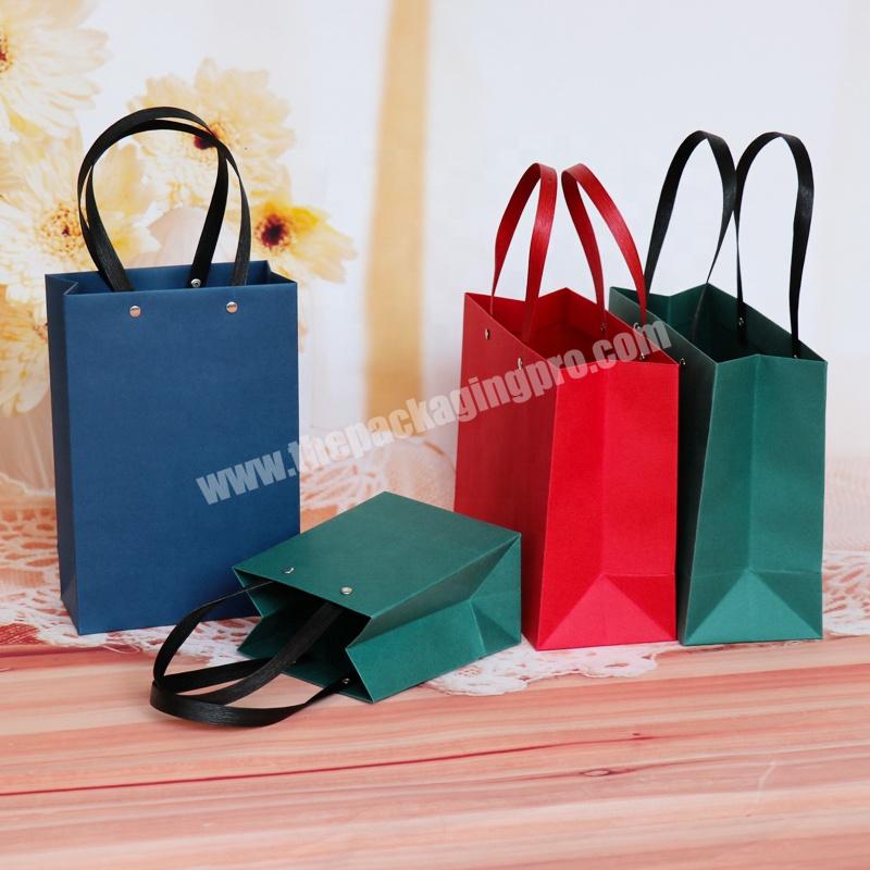 KinSun Wholesale Craft Paper Bag Hot Selling Eco Friendly Apparel Paper Bag High Quality Fashion Paper Bag For Jewelry