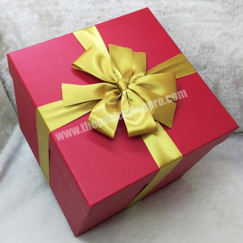 KinSun Wholesales Recycled Christmas Box Packaging Custom Logo Christmas Packaging Boxes Luxury Christmas Candy Box