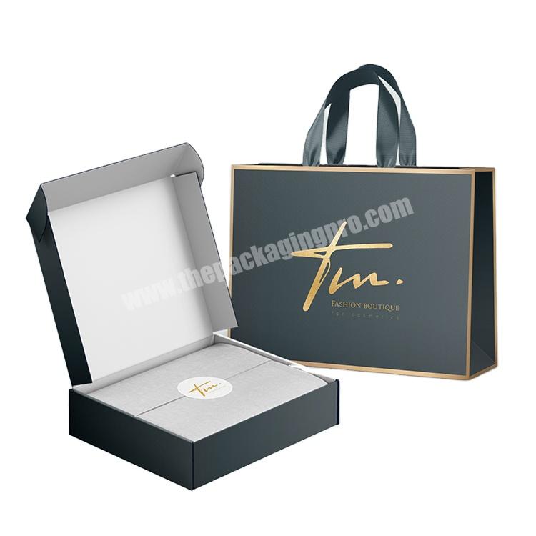 Lipack Cheap Personalized Wholesale Price Gold Hot Stamping Paper Board Gift Packaging Boxes And Bags