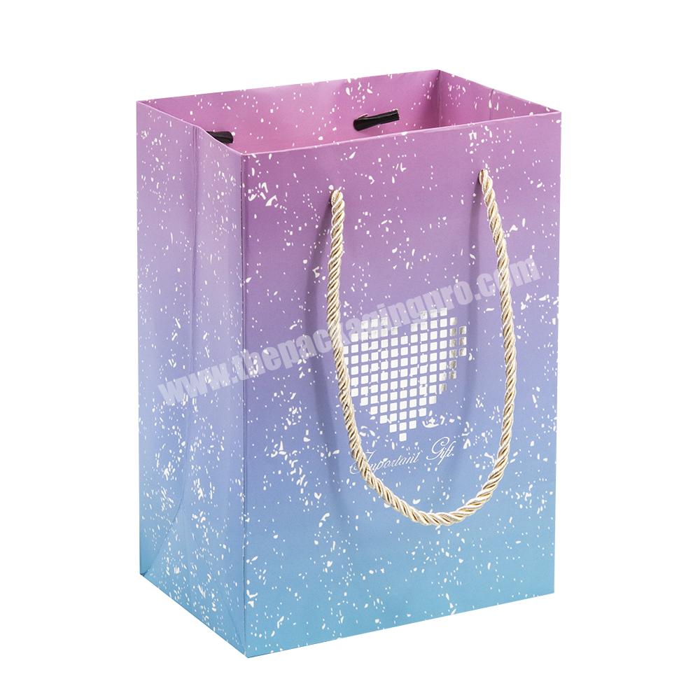 Lipack Factory Wholesale Gradient Gift Carrier Paper Bag Luxury Custom Iridescent Holographic Paper Bag With Handles
