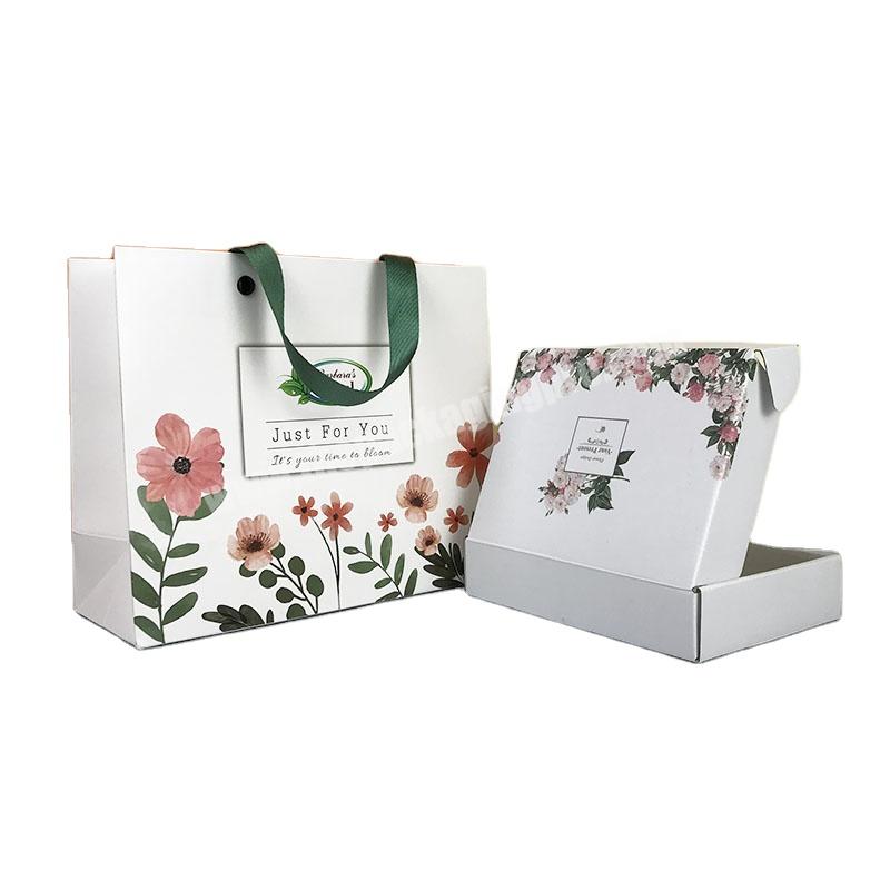 Lipack Retail Handles Paper Shopping Carry Bags Gift Box Luxury Corrugated Box With Paper Bag