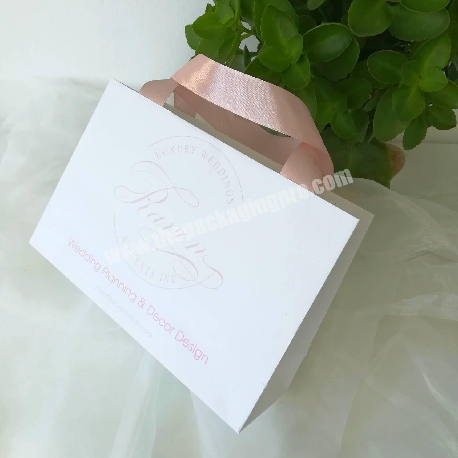 Personalized  Wedding Gift Paper Bags With Ribbon Small Paper Bag For Party
