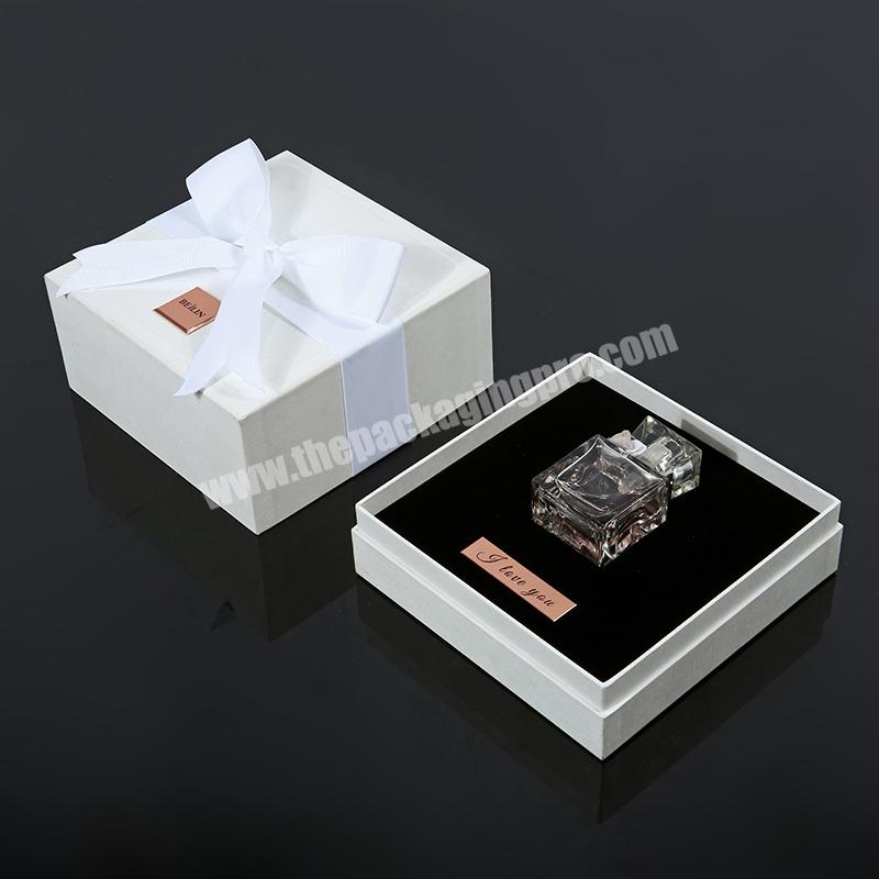 Satin Small Square Rigid Cardboard Paper Luxury Perfume Gift Box Packaging Customised Logo White Cosmetic Paperboard Recyclable