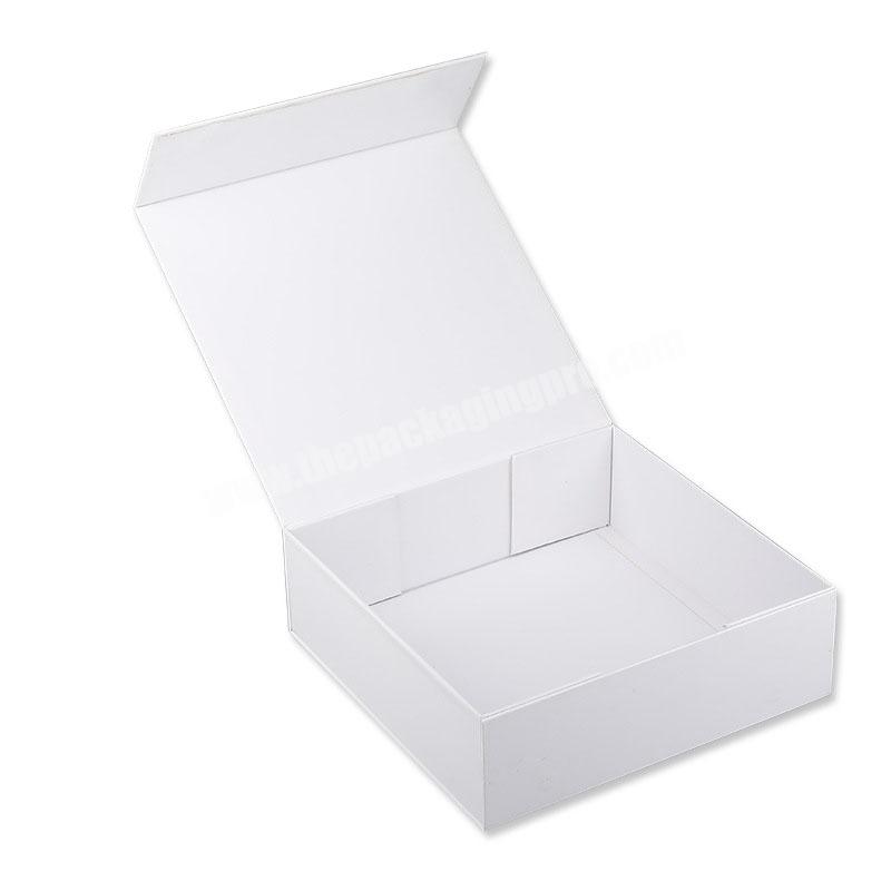White box packaging for magnetic paper foldable gift box packaging for clothes