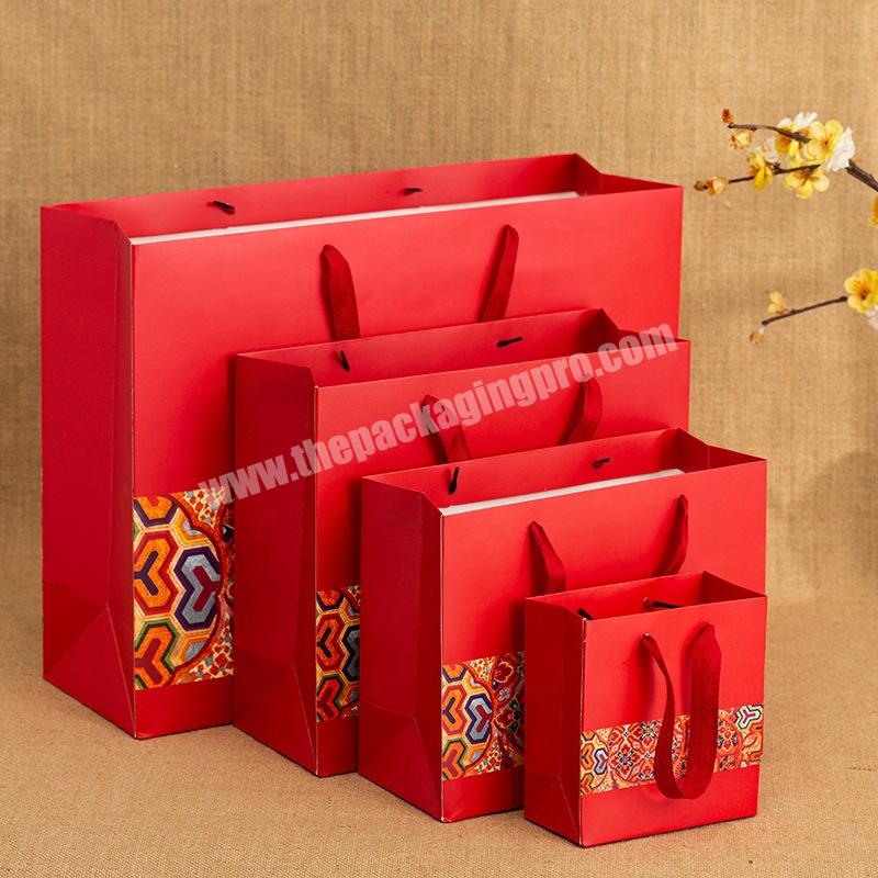 Wholesale Cheap paperboard packing bag Custom Design Classic Womens Shopping Bag Gift Clothing Cardboard Shopping Paper Bag