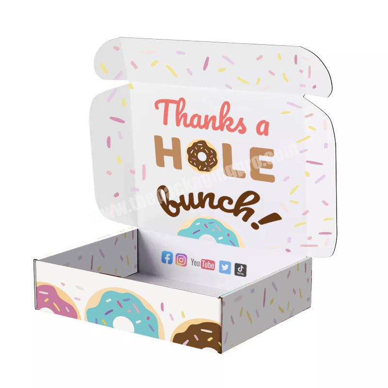 Wholesale Custom Logo Donut Box Doughnut Package Bakery Eco Cake Boards Box