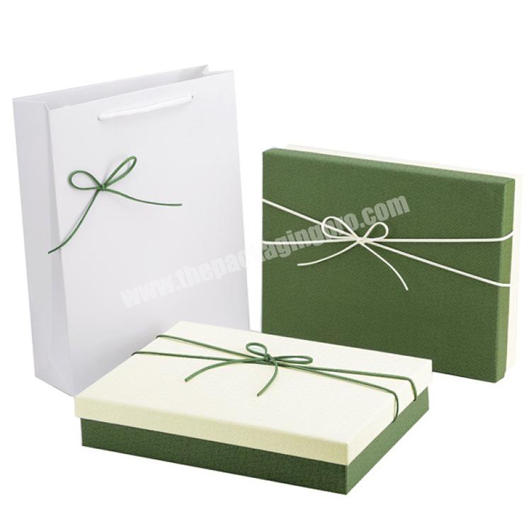 Wholesale Custom Paperboard Gift Packaging Box For Dress Cloth T-Shirt Packing Paper Boxes
