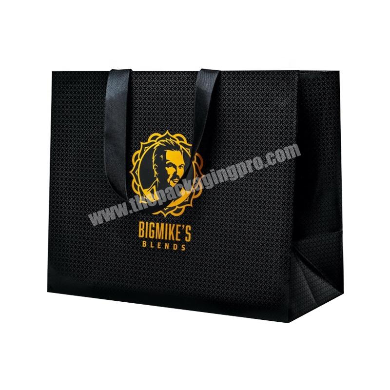 Wholesale Custom printing Luxury Matte Black recycled Gift Packaging Shopping Paper Bags With Logo For Clothing