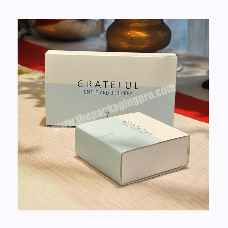 Wholesale Factory Pretty Simple Custom Design Rectangle Paper Box Candy Chocolate Packaging Box