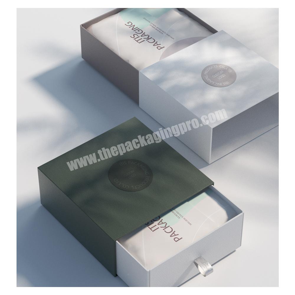 Wholesale luxury fashion gift magnetic paper packaging product print custom box with logo