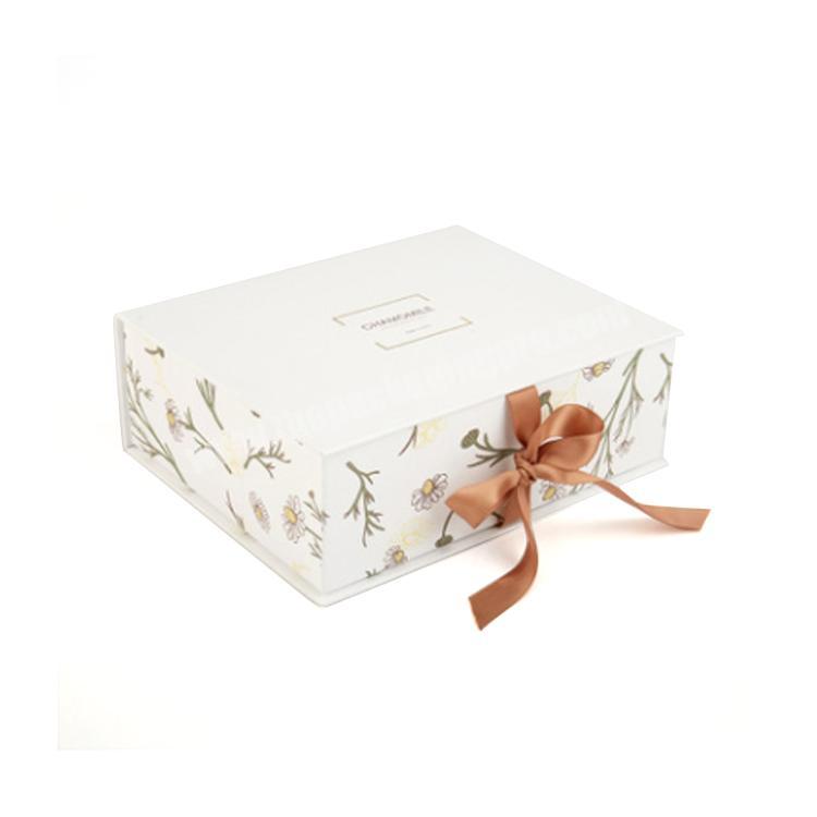 custom hot sale box gift bridesmaid gift box wedding favors gift box
