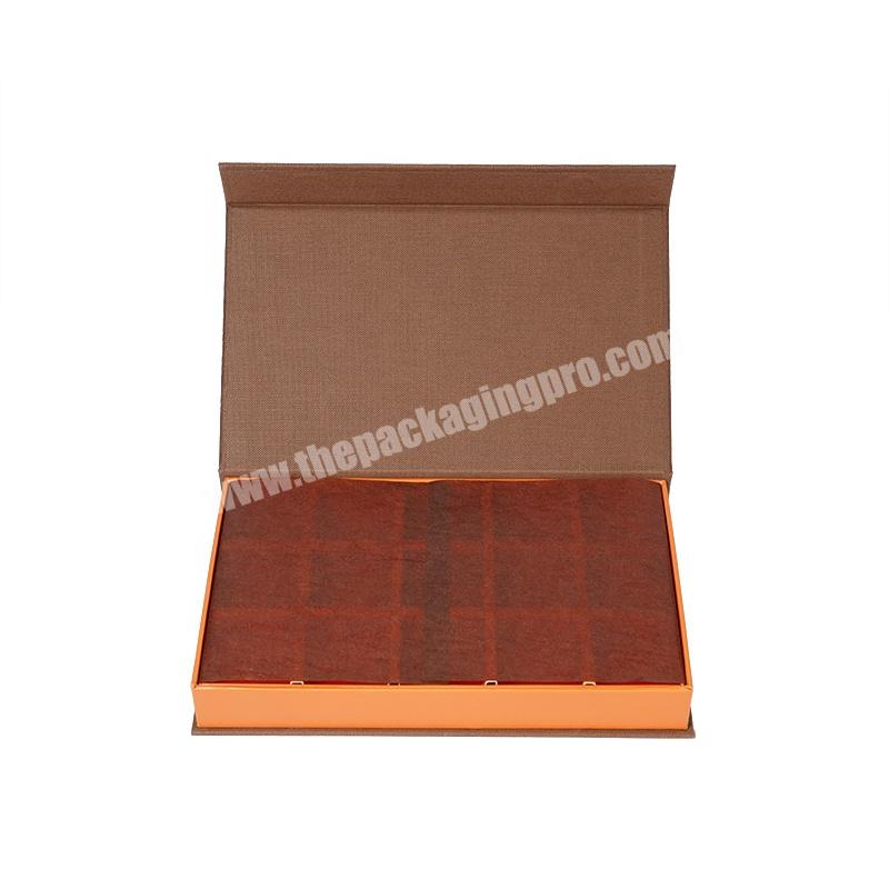 Custom Design Christmas Gift Box Chocolate Candy Wrapping Box Luxury Cardboard Packaging Chocolate Box