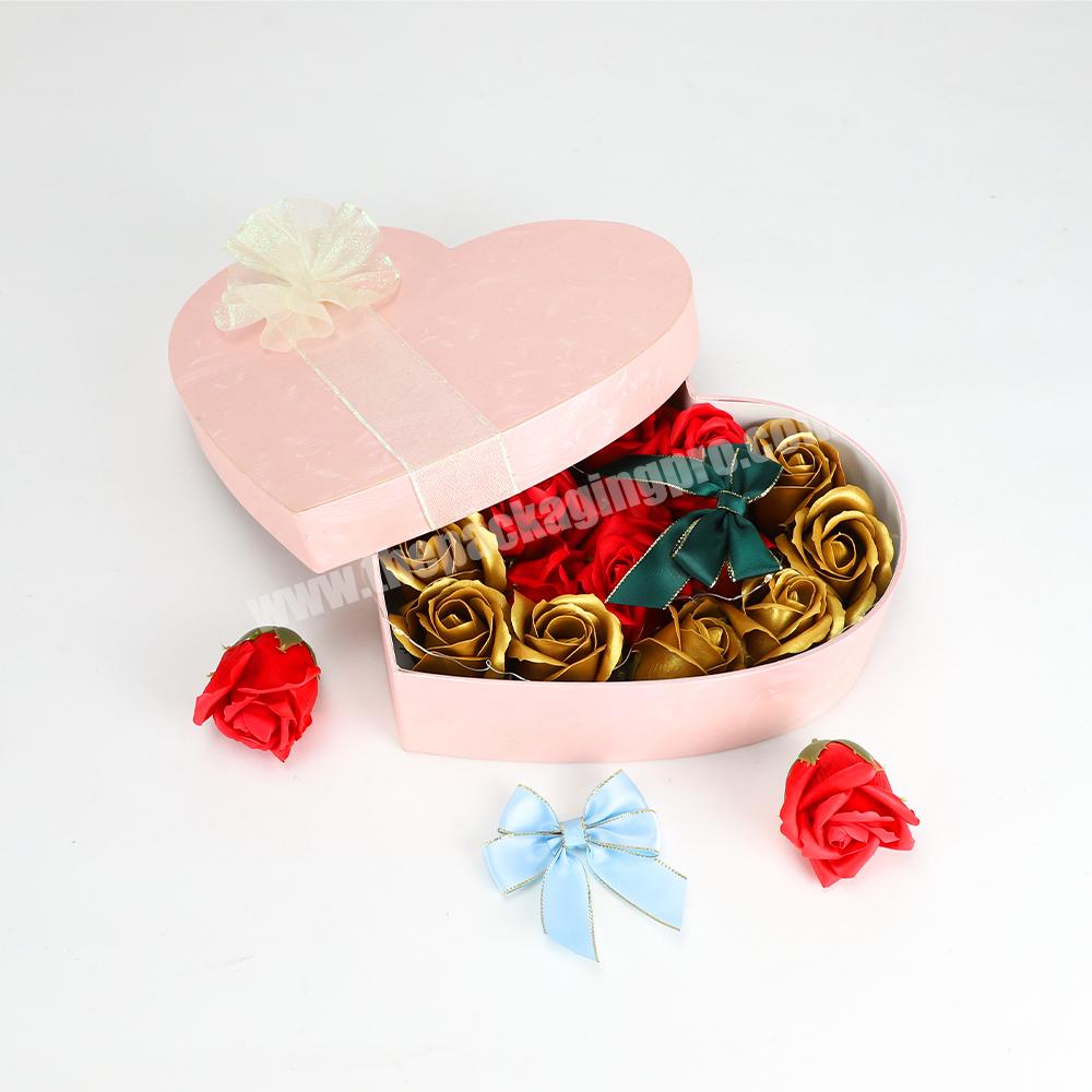 Custom Eco Rigid Window Paper Box Chocolate Rose Flower Cosmetic Packaging Design Beautiful Gift Heart Shape Jolly Box Packaging