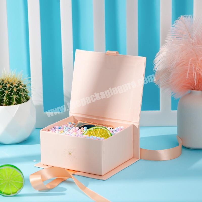 Custom Logo Deluxe Flat Packaging Folding Cardboard Paper Pink Box Ribbon Closure Book Shaped Foldable Packaging Gift Boxes