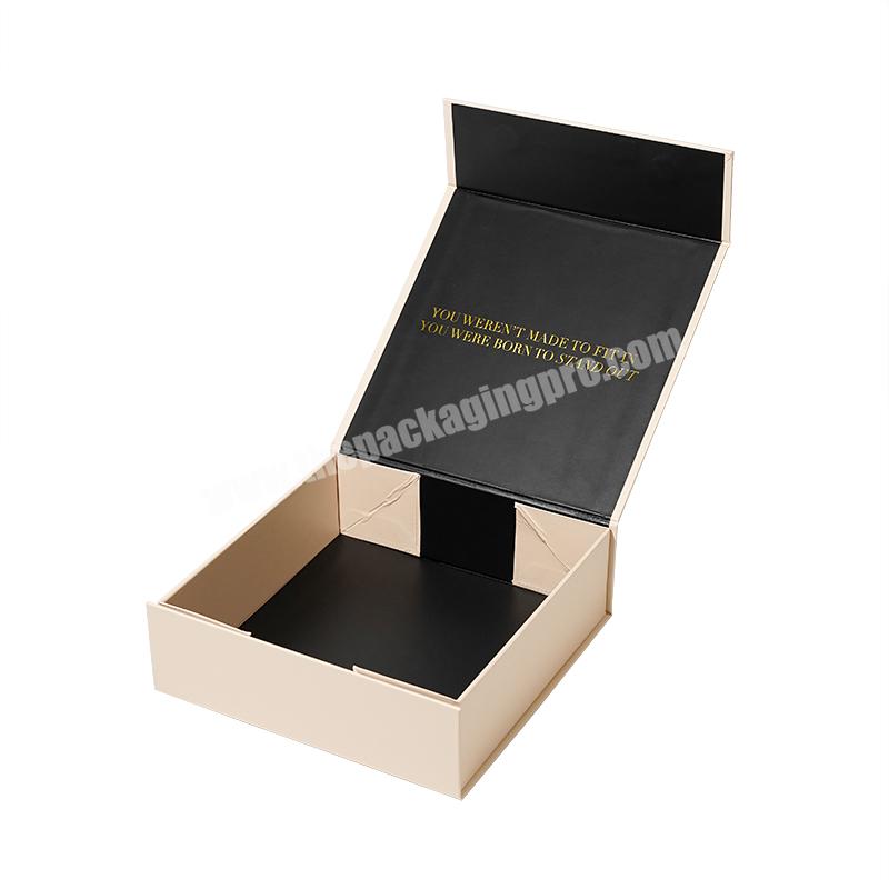 Custom Luxury Cloth Box White Magnet Flap Clothing Paper Box Foldable Magnetic Closure Gift Boxes with Customized LOGO