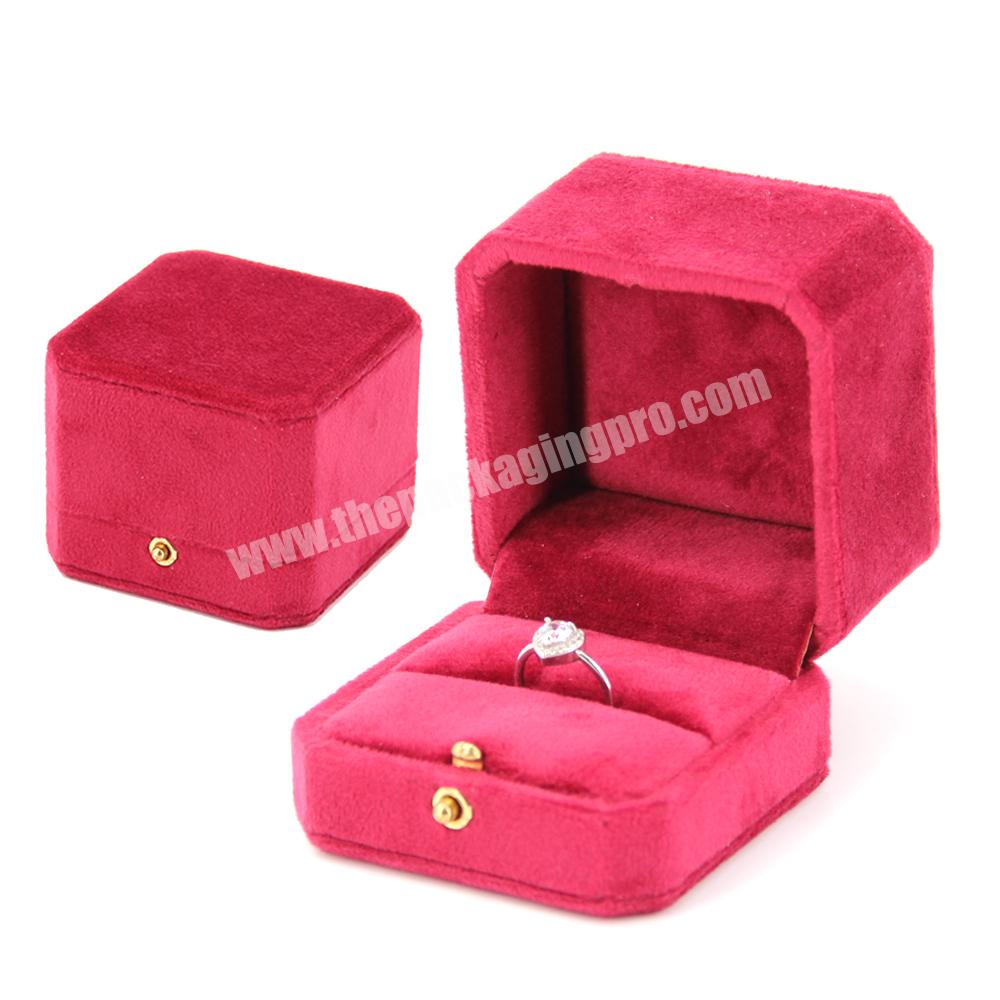 Custom jewelry gift box velvet square shape packaging necklace set box large necklace gift packaging magnetic gift jewelry boxes