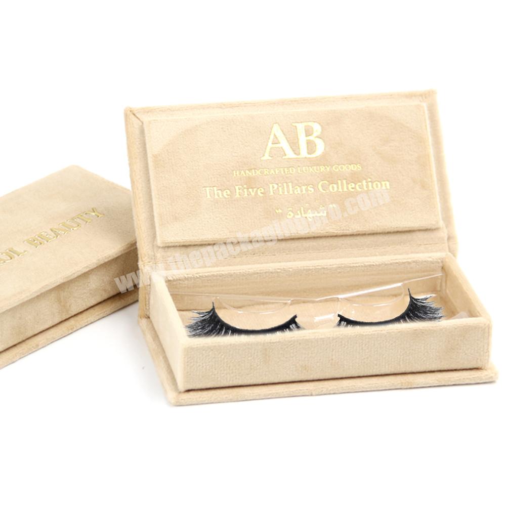 Custom logo trending eyelash packaging box women modern novel design velvet box eyelashes portable box packaging eyelashes