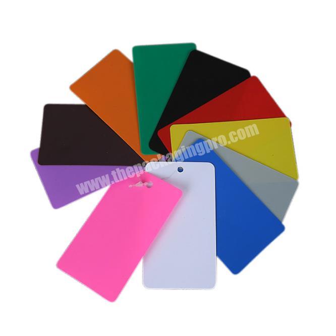 Customized Various Colors Plastics Garment Label Customized Black Plastics Garment Hang Tag Clothing Custom Size Accepted
