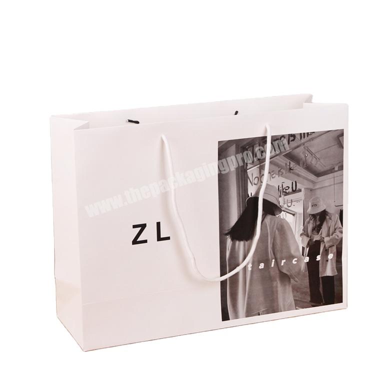 Eco Friendly Custom Color Printed Large White Shoes and Cloth Packaging Shopping Gift Paper Bag