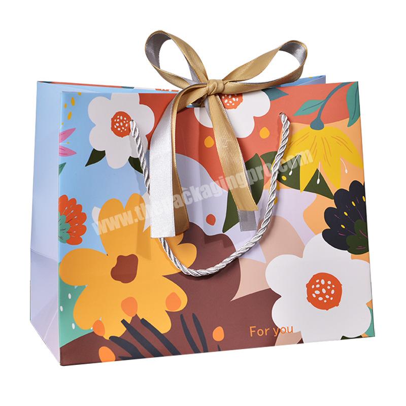 Flower Pattern Clothes Store Retail Packaging Carry Bags Boutique Gift Shopping Paper Bags with Ribbon