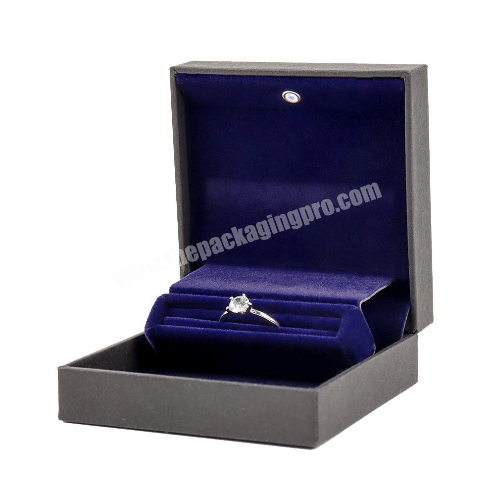 High quality custom logo jewelry box packaging ring gift design black jewelry photography light box luxury jewelry paper box