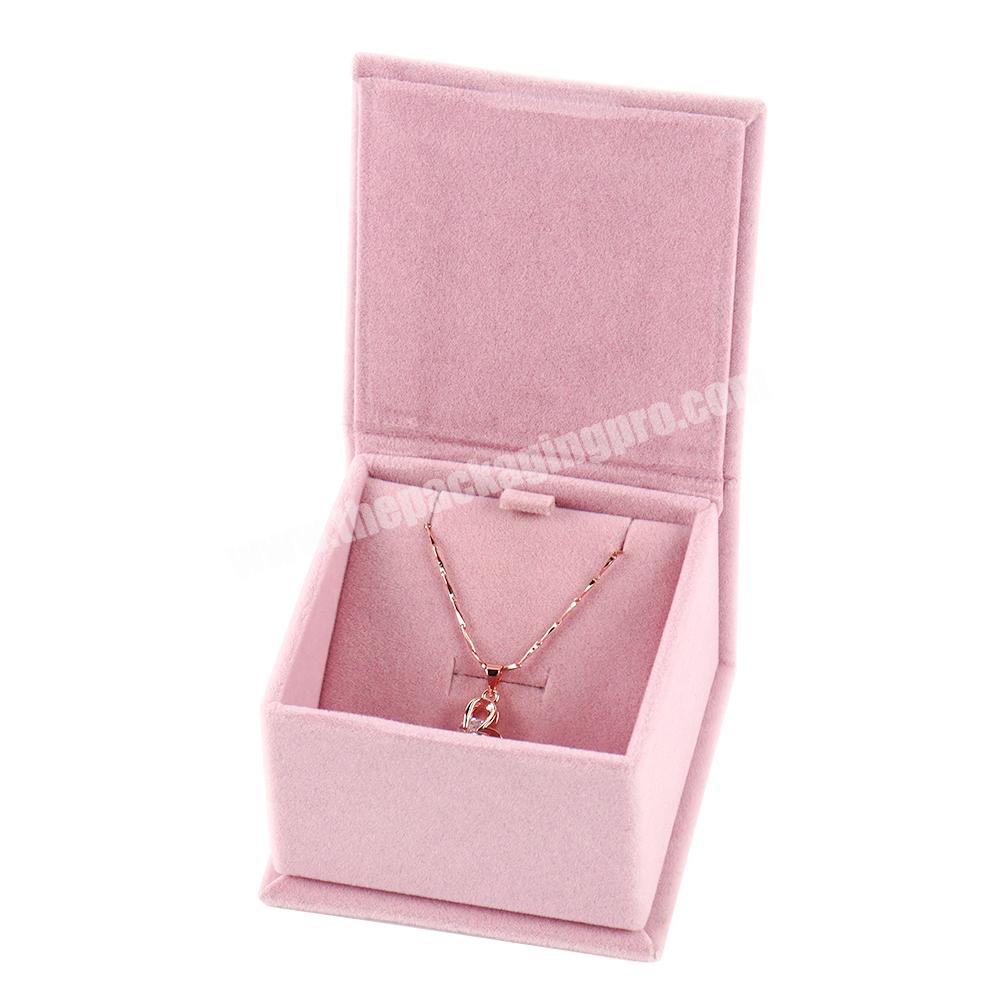 High quality luxury jewelry box packaging ring necklace custom portable small shipping box for jewelry pink velvet jewelry box