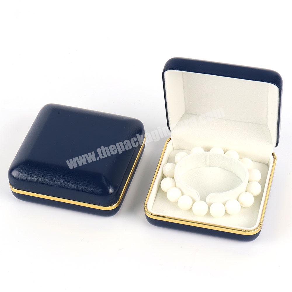 Personalized jewelry shipping boxes customizable biodegradable necklace leather jewelry display boxes tiny jewelry box