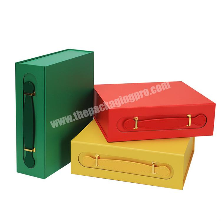 Red Yellow Green Magnetic Folding Shoe Gift Box with Handle Cardboard Packaging Paper Box