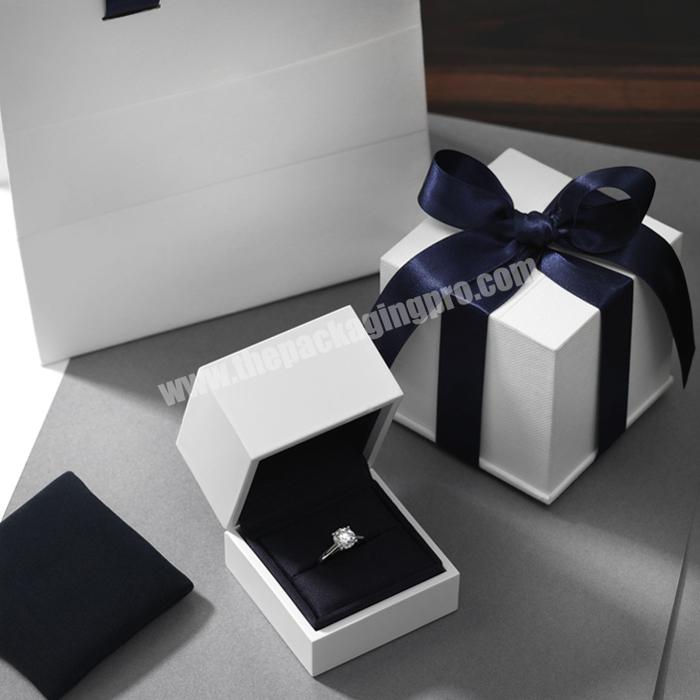 Unique jewellery packaging boxes custom logo pouches and small magnetic leather gift box packaging ring luxury jewelry gift box