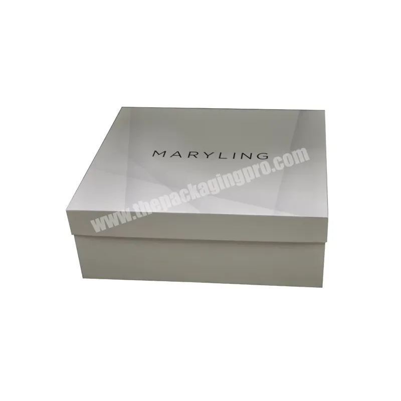 High Quality Customized Logo Corrugated Gift Packaging Shoes Clothing Shipping Box - Buy Transparent Gift Box,Luxury Clothing Packaging Box,Paper Box Shoes Box Packaging Box.